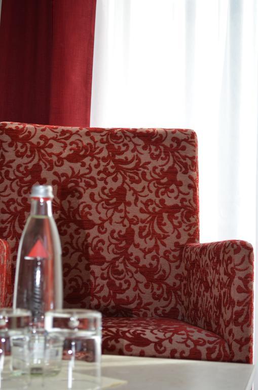 Hotel Aennchen Bad Neuenahr-Ahrweiler Bilik gambar